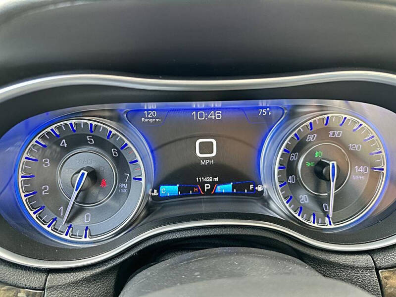 2016 Chrysler 300 C