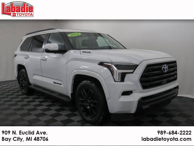 2024 Toyota Sequoia SR5