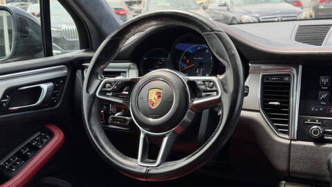 2018 Porsche Macan