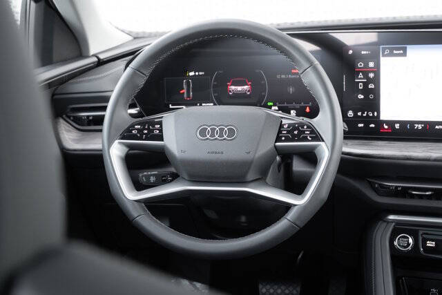 2025 Audi Q5 quattro Premium Plus TFSI