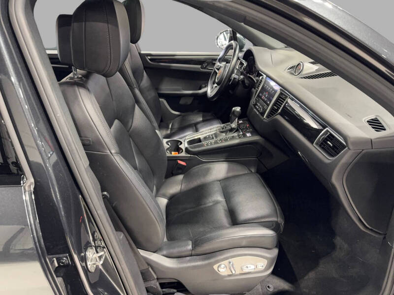 2017 Porsche Macan S