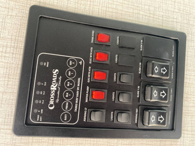 2021 Crossroads RV SUNSET TRAIL SUPER LITE