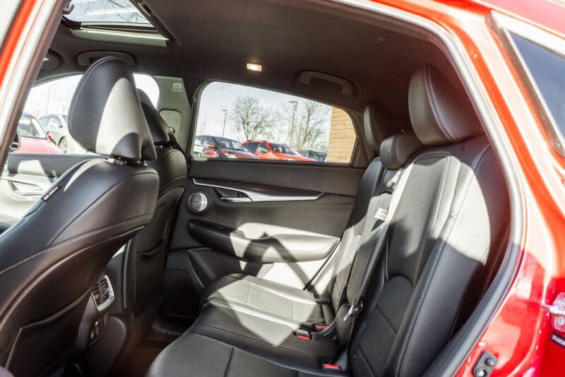 2022 Infiniti QX55 Essential