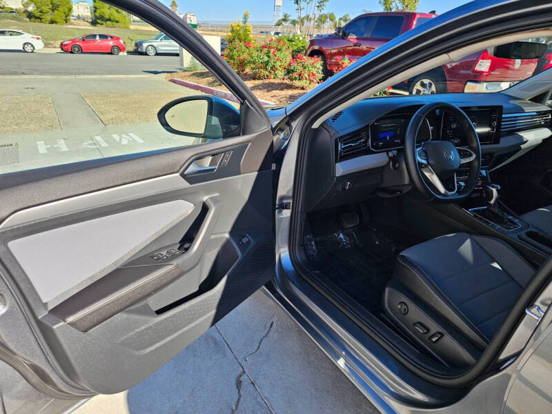 2025 Volkswagen Jetta SE