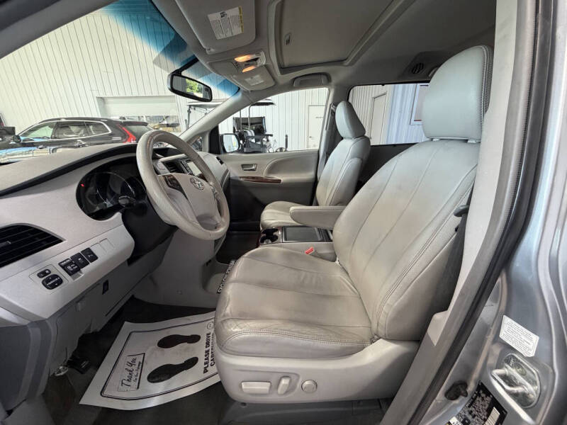 2014 Toyota Sienna