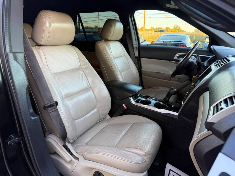 2012 Ford Explorer XLT