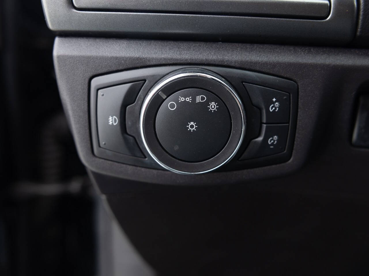 Used Car 2016 Ford Fusion  Titanium 4dr Sedan For Sale Under $12,000 In Coal City, Illinois