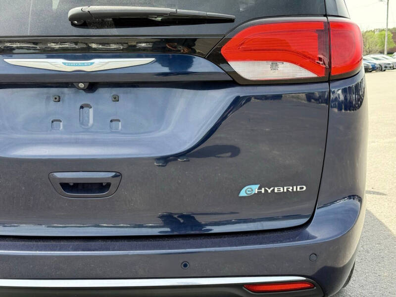 2018 Chrysler Pacifica Hybrid Touring Plus