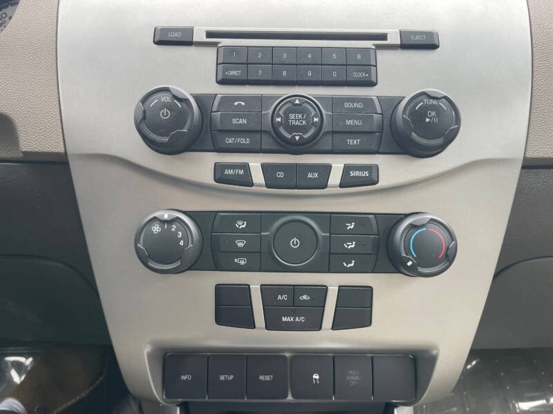 2011 Ford Focus S