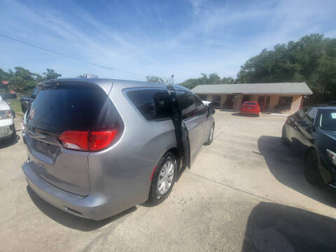 2017 Chrysler Pacifica Touring