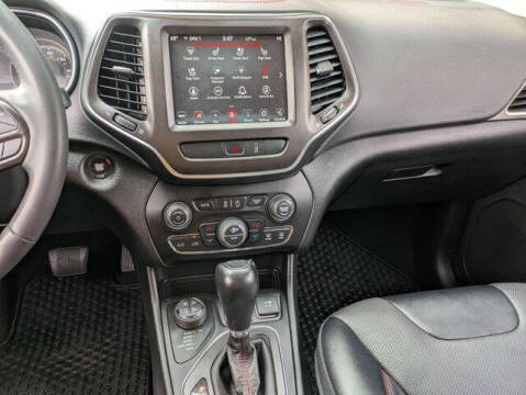 2022 Jeep Cherokee Trailhawk