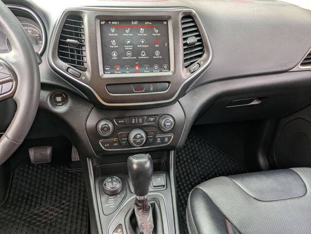 2022 Jeep Cherokee Trailhawk