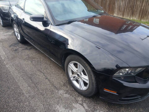 2014 Ford Mustang V6
