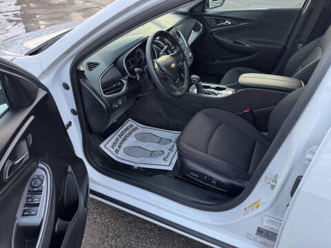 2025 Chevrolet Malibu LT