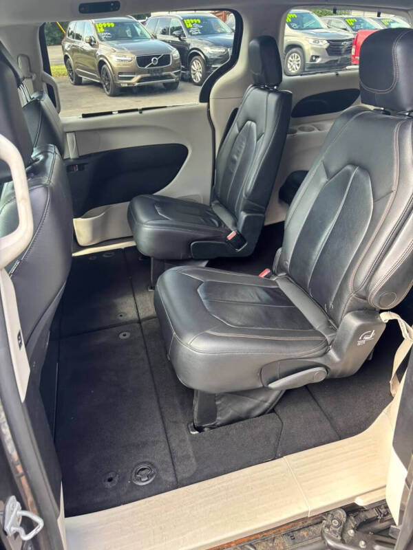 2017 Chrysler Pacifica