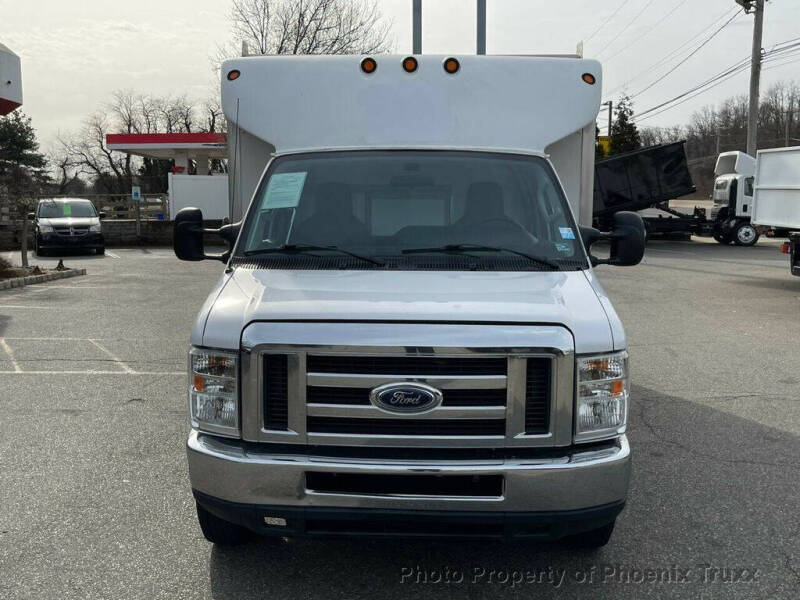 2017 Ford E-Series