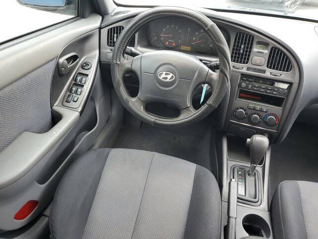 2005 Hyundai Elantra GLS