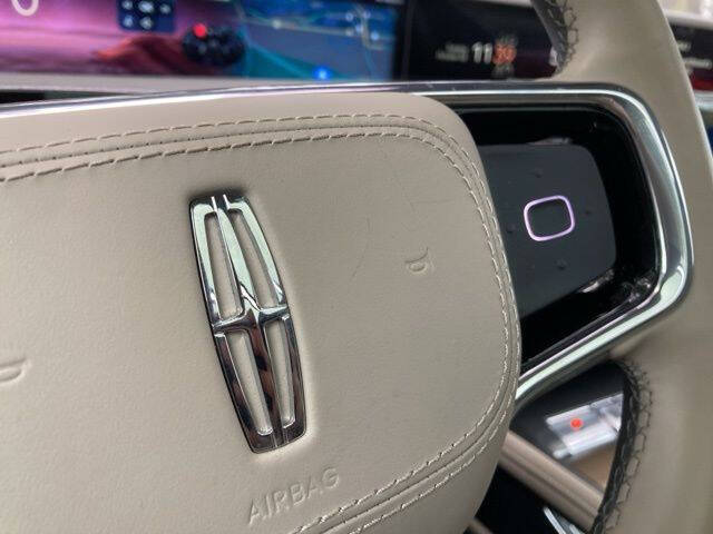 2025 Lincoln Nautilus Reserve