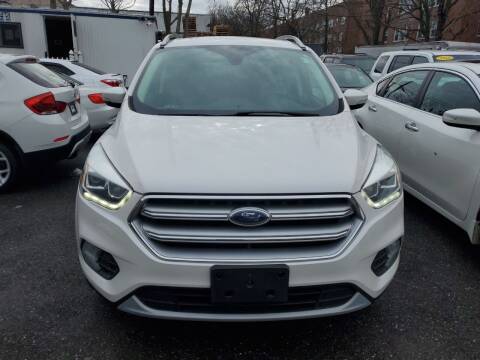 2017 Ford Escape for sale at OFIER AUTO SALES in Freeport NY