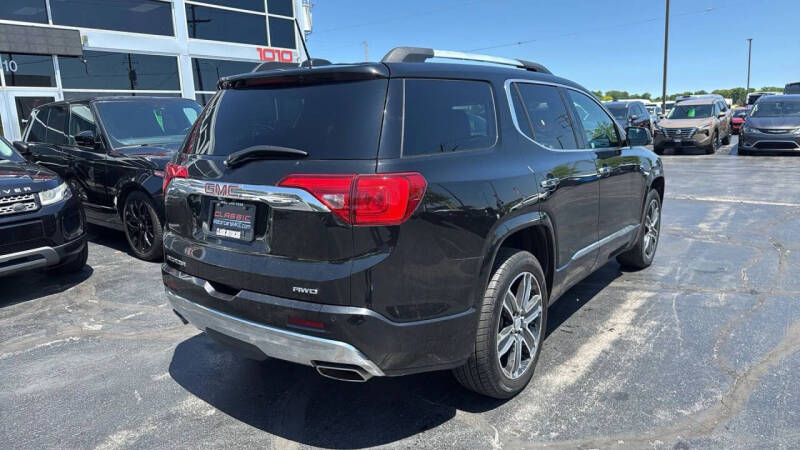 2017 GMC Acadia Denali