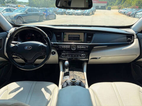 2015 Kia K900 Luxury