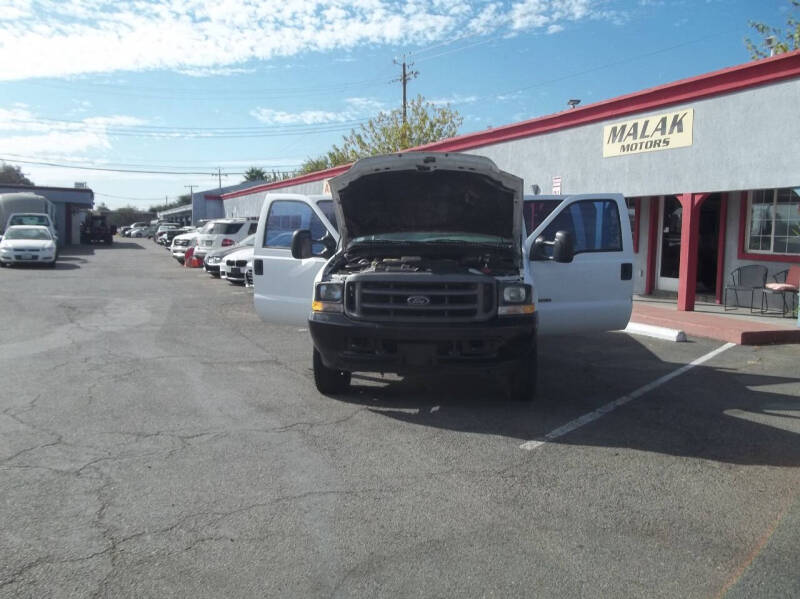 2002 Ford F-350 Super Duty XLT photo 51