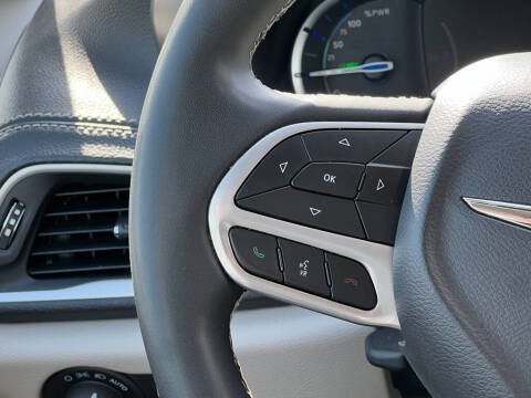 2024 Chrysler Pacifica Plug-In Hybrid