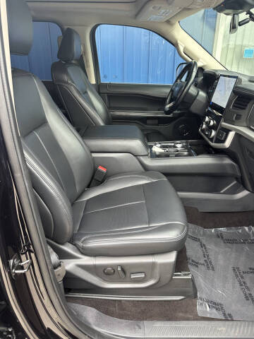 2023 Ford Expedition MAX XLT