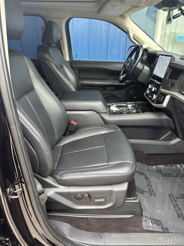 2023 Ford Expedition MAX XLT