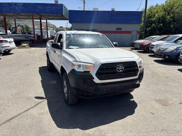 2017 Toyota Tacoma SR5