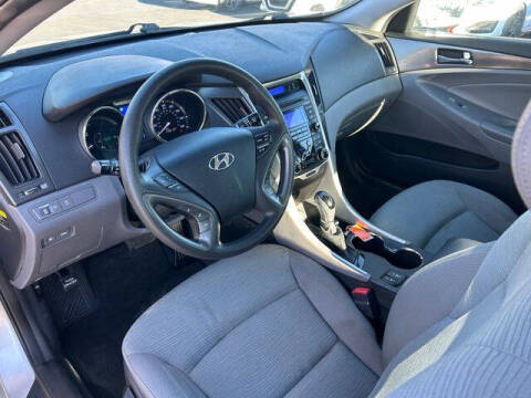 2013 Hyundai Sonata Hybrid