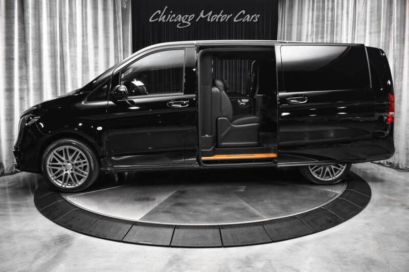 2023 Mercedes-Benz Metris Passenger