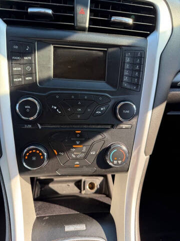 2014 Ford Fusion S