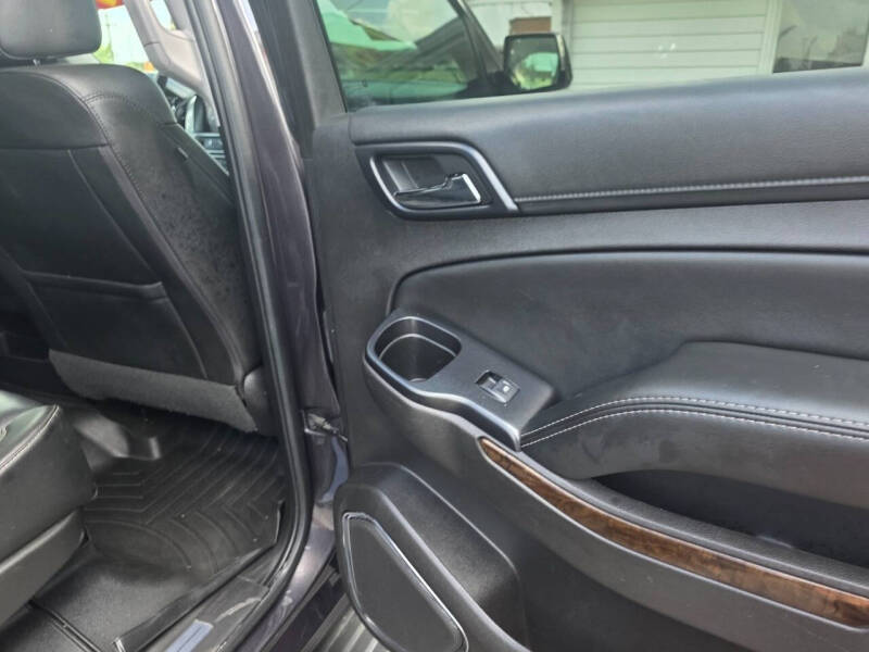 2016 Chevrolet Suburban LT