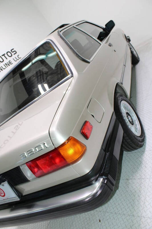 1983 BMW 3 Series 320i