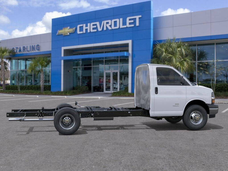 2026 Chevrolet Express 4500