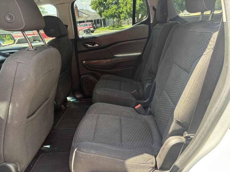 2018 GMC Acadia SLE-2