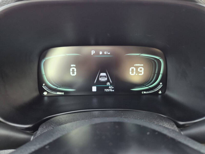 2023 Kia Soul LX - Photo 18