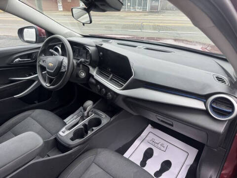2025 Chevrolet Trax LS