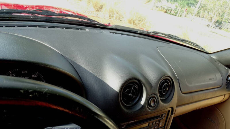 2000 Mazda MX-5 Miata