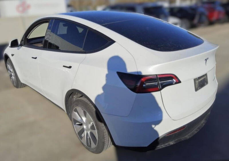 2023 Tesla Model Y Long Range