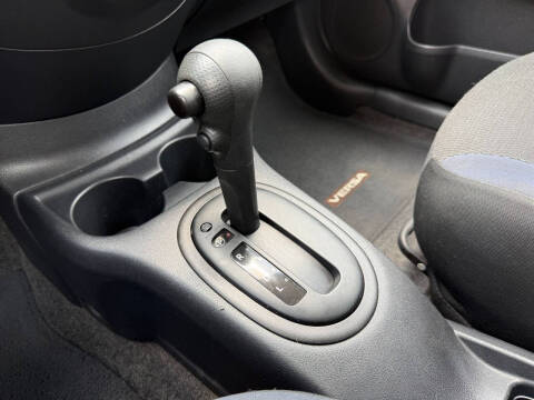 2012 Nissan Versa 1.6 SV
