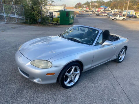 2003 Mazda MX-5 Miata for sale at Global Imports of Dalton LLC in Dalton GA