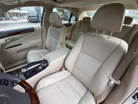2014 Lexus LS 460