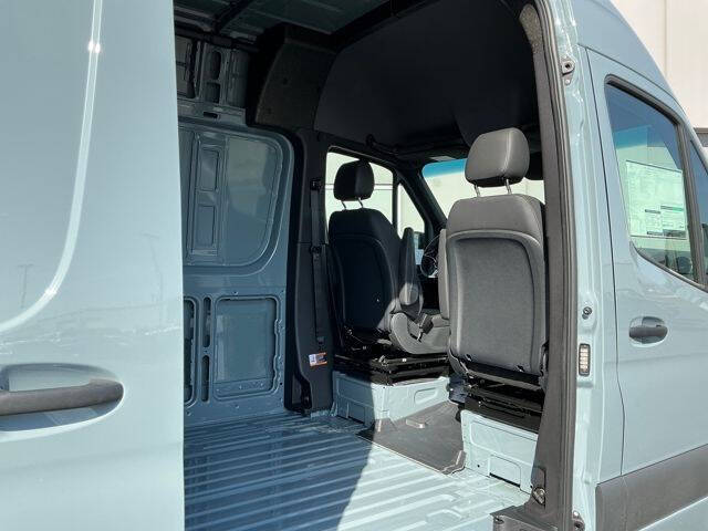 2026 Mercedes-Benz Sprinter 2500