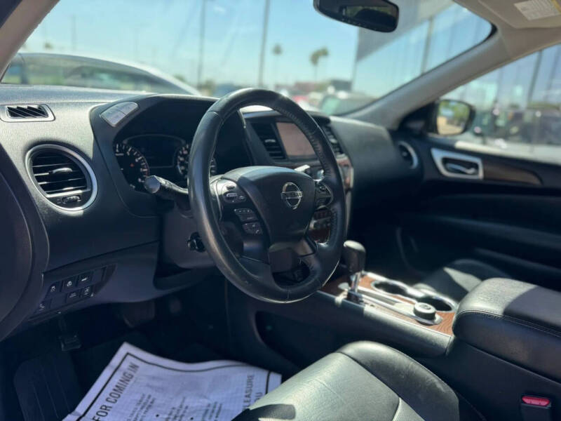 2018 Nissan Pathfinder Platinum