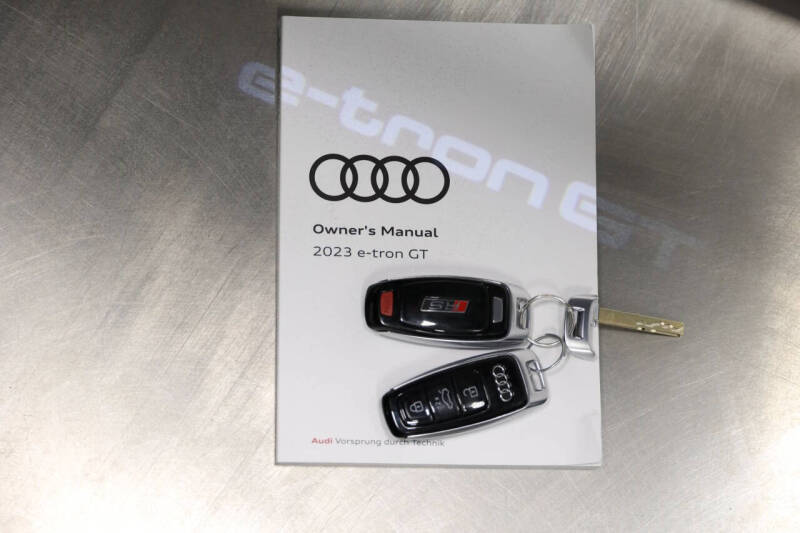 2023 Audi RS e-tron GT quattro