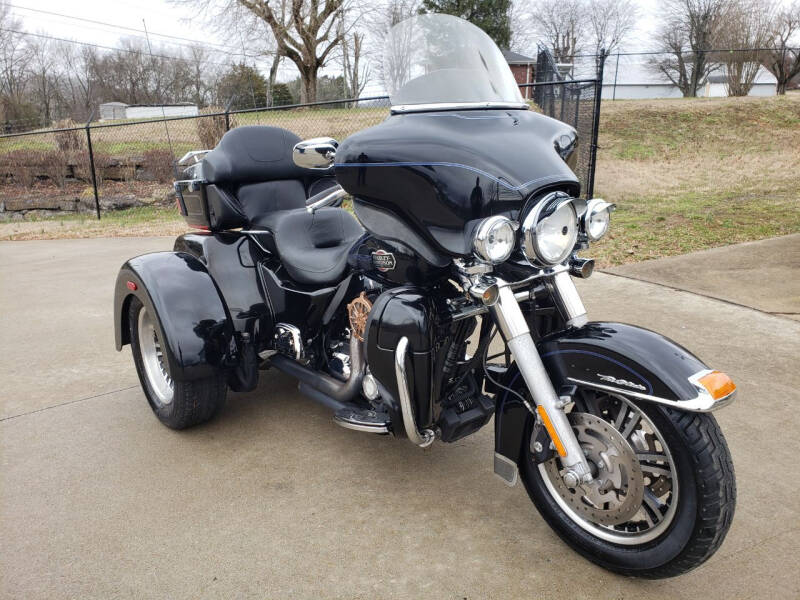 2012 Harley-Davidson Tri Glide Ultra Classic for sale at HIGHWAY 12 MOTORSPORTS in Nashville TN