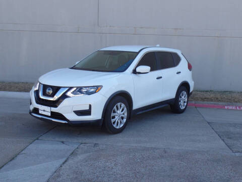 2018 Nissan Rogue for sale at CROWN AUTOPLEX in Arlington TX