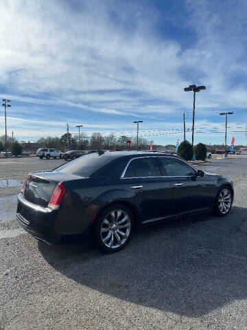 2017 Chrysler 300 C